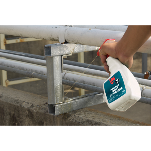 Inhibiteurs de rouille de qualit&eacute; 3, Bouteille &agrave; g&acirc;chette NRZ Safety Inc.