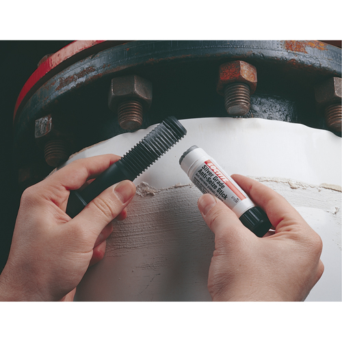 Antigrippant calibre argent&eacute; Quickstix, B&acirc;ton NRZ Safety Inc.