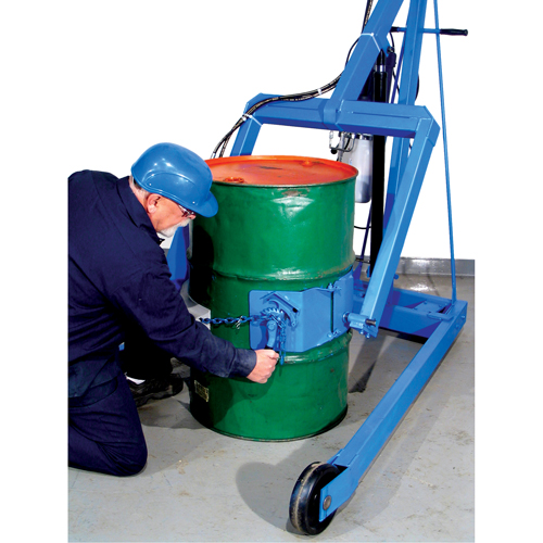 Manipulateurs de barils Hydra-Lift, Capacit&eacute; 55 gal. US (45 gal. imp.) NRZ Safety Inc.
