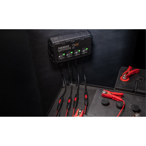 Chargeur de batterie 4 sorties de 8 A Genius 2X4 NRZ Safety Inc.
