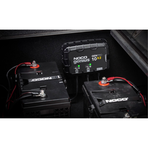 Chargeur de batterie embarqu&eacute; &agrave; 2 sorties de 20 amp&egrave;res GenPro10X2 Genius NRZ Safety Inc.