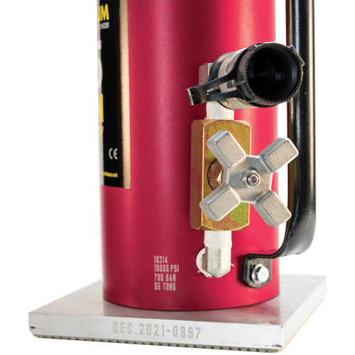 Cric hydraulique l&eacute;ger et robuste, Course de 10", Capacit&eacute; de 55 tonnes, 10 000 PSI NRZ Safety Inc.