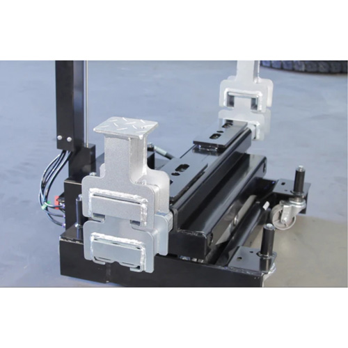 Cric de levage dextr&eacute;mit&eacute; par pare-chocs, Capacit&eacute; de 12 tonne(s), 8" - 15-3/4" h NRZ Safety Inc.
