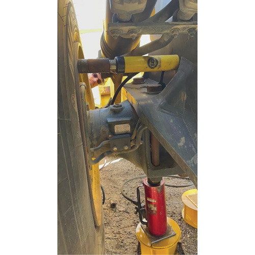 Single-Acting Cylinder Hydraulic Ram, 4.13" Stroke, 10 Ton(s) Capacity, 10000 PSI NRZ Safety Inc.