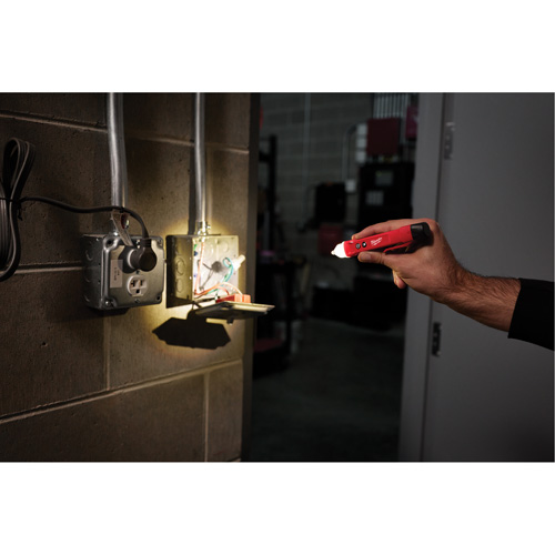 D&eacute;tecteur de tension avec DEL et testeur de prise DDFT, 50 V - 1000 V, Alerte Affichage & son NRZ Safety Inc.