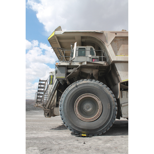 Protecteur de c&acirc;ble &agrave; traverse extr&ecirc;me Yellow Jacket, 2 canaux, 35,75" lo x 42,125" la x 5,125" h NRZ Safety Inc.