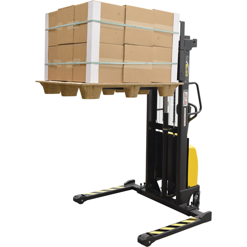 Gerbeur pour chariot &eacute;l&eacute;vateur, Fonctionnement &eacute;lectrique, Capacit&eacute; 2000 lb, Lev&eacute;e max 63" NRZ Safety Inc.
