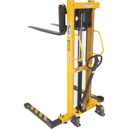 Gerbeur hydraulique manuel, Fonctionnement Pompe manuelle, Capacit&eacute; 2000 lb, Lev&eacute;e max 63" NRZ Safety Inc.