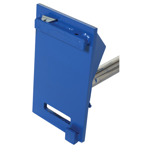 Fl&egrave;che de chariot &eacute;l&eacute;vateur pour tapis, 108-1/2" longueur, Install&eacute; sur tablier, Capacit&eacute; de 2500 lb NRZ Safety Inc.