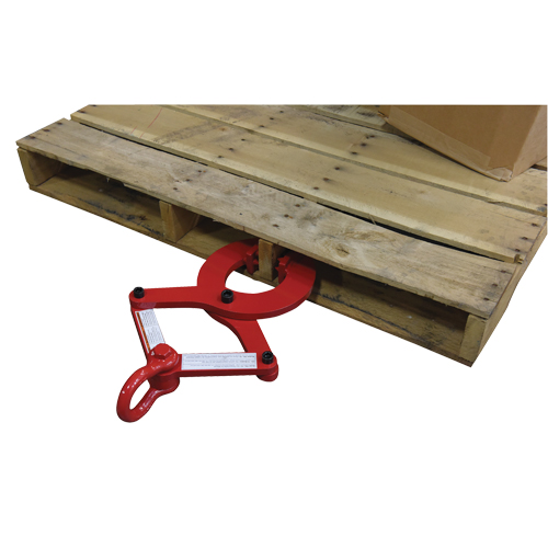 Heavy Duty Pallet Puller, 16 lbs. Weight, 5" Jaw Opening, 6000 lbs. Pulling Capacity, 2" Jaw Height NRZ Safety Inc.