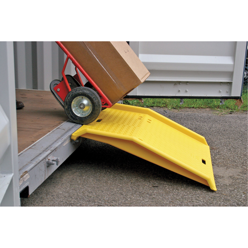 Portable Poly Shipping Container Ramp, 750 lbs. Capacity, 35" W x 36" L NRZ Safety Inc.