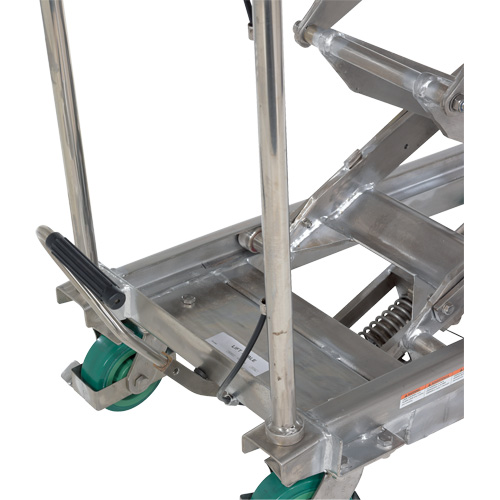 Manual Hydraulic Scissor Lift Table, 36-1/4" L x 19-3/8" W, Stainless Steel, 600 lbs. Capacity NRZ Safety Inc.