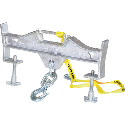 Crochet de levage &agrave; pivot double, Ouverture des fourches 7-1/4" x  2-1/2" NRZ Safety Inc.