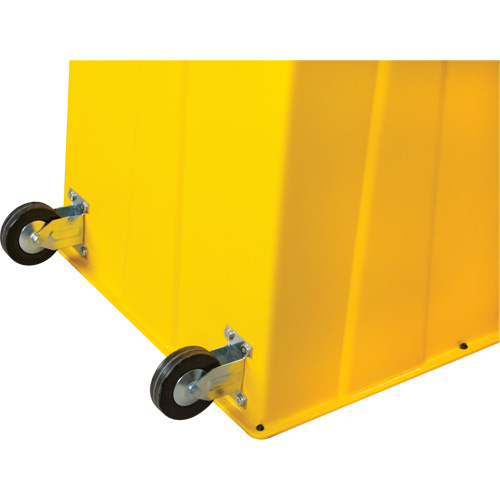 Escabeau industriel, 4 marches, 44" x 22-1/4" x Hauteur 65-1/8" NRZ Safety Inc.