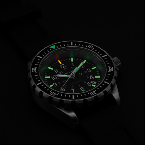 Grande montre automatique de plong&eacute;e, Num&eacute;rique, &agrave; piles, 41 mm, Noir NRZ Safety Inc.