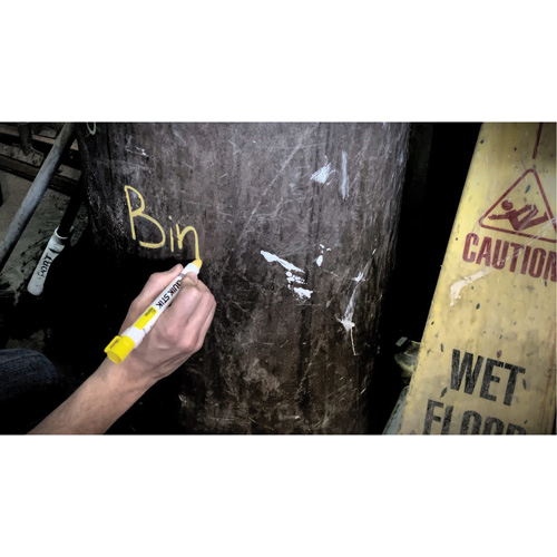 Quik Stik&reg; Twist-Up Paint Markers, Solid Stick, White NRZ Safety Inc.
