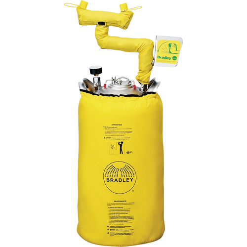 Douche oculaire portative avec enveloppe chauffante, Pressuris&eacute;, Capacit&eacute; 15 gal., Conformit&eacute; ANSI Z358.1 NRZ Safety Inc.