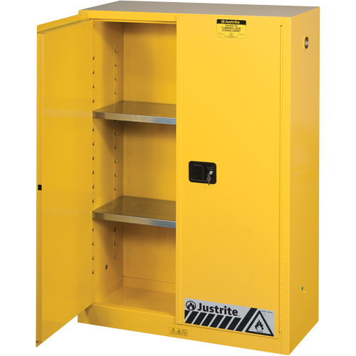 Armoires Sure-Grip EX pour produits inflammables, 45 gal., 2 Porte(s), 43" La x 65" h x 18" p NRZ Safety Inc.