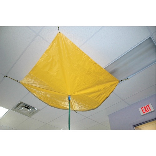 D&eacute;viateurs de fuites de toiture Ultra-Roof Drip Diverter NRZ Safety Inc.