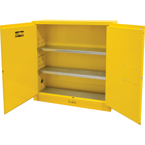 Armoire pour produits inflammables, 24 gal., 2 Porte(s), 43" La x 44" h x 12" p NRZ Safety Inc.