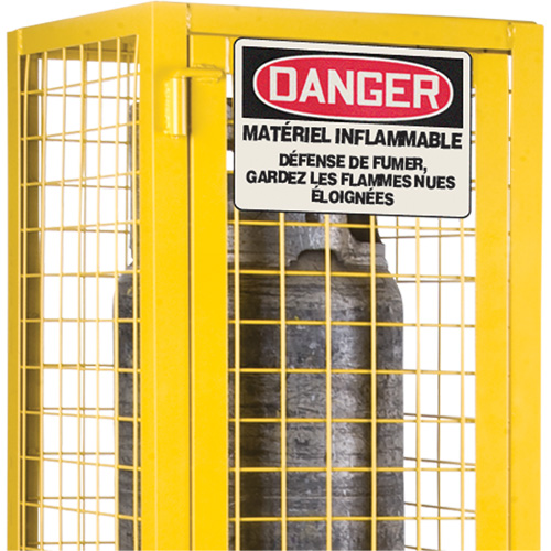 Armoire de s&eacute;curit&eacute; pour cylindres de gaz conforme aux normes de la CSA, nbre de bouteilles: 2, 17" , 17" , 69" , Jaune NRZ Safety Inc.