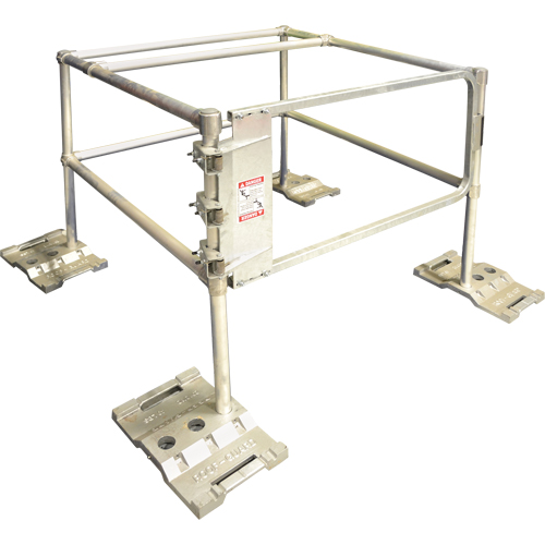 Syst&egrave;me RoofGuard classique - Trousse pour trappe, Aluminium, 48" la x 48" lo x 42" ha NRZ Safety Inc.