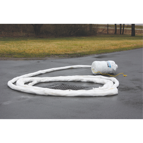 Spillver Bullet Boom, Oil Only, 100' L x 5" W, 28 gal. Absorbancy NRZ Safety Inc.
