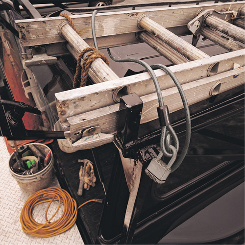 C&acirc;ble &agrave; extr&eacute;mit&eacute; boucl&eacute;e, Longueur de 15' NRZ Safety Inc.