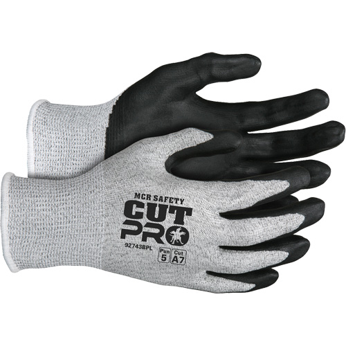 Gants r&eacute;sistant aux coupes Safety Cut Pro, Taille Petit, Calibre 13, Rev&ecirc;tement Bipolym&egrave;re, Enveloppe en PEHP, ASTM ANSI niveau A7 NRZ Safety Inc.