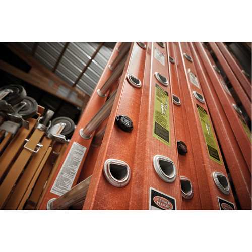 &eacute;tiquettes de suivi Bluetooth One-Key NRZ Safety Inc.