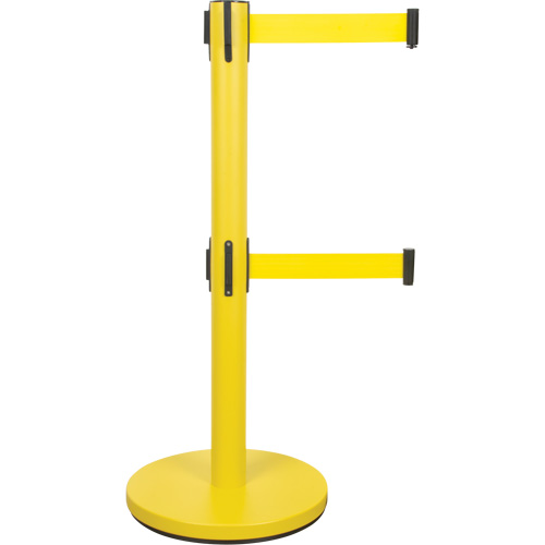 Barri&egrave;re pour le contr&ocirc;le des foules &agrave; courroie double, Acier, 35" h, Ruban Jaune, Longueur du ruban 7' NRZ Safety Inc.