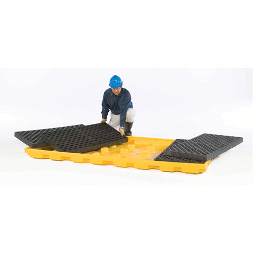 Ultra-Spill Deck 8 barils, Capacit&eacute; de d&eacute;versement 75 gal. US, 98,5" x 50" x 5,3" NRZ Safety Inc.