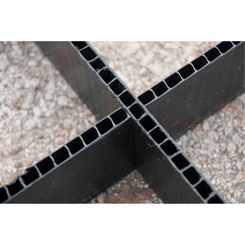 Ultra-Spill Pallet flexible, 2 barils, Capacit&eacute; de d&eacute;versement 66 gal. US, 48" x 24" x 14" NRZ Safety Inc.