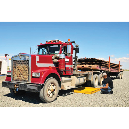 Flexible Ultra-Utility Tray, 42" lo x 42" la x 4,8" h, Cap. de d&eacute;versement 18 gal. US NRZ Safety Inc.