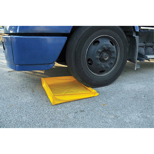 Flexible Ultra-Utility Tray, 42" lo x 42" la x 4,8" h, Cap. de d&eacute;versement 18 gal. US NRZ Safety Inc.
