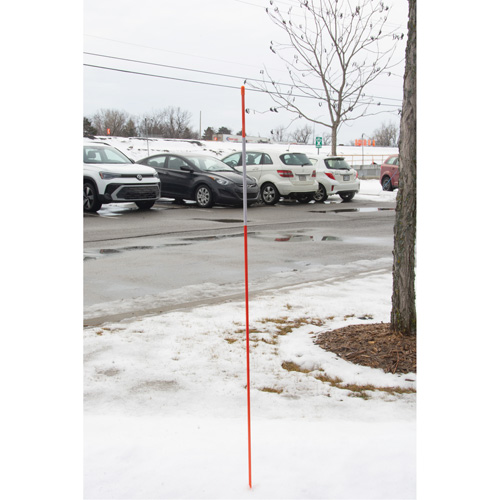 Balises r&eacute;fl&eacute;chissantes pour all&eacute;es NRZ Safety Inc.