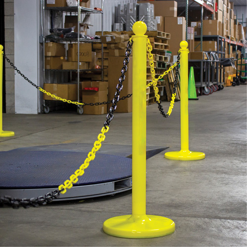 Bicolour Plastic Barrier Chain, Green/White NRZ Safety Inc.
