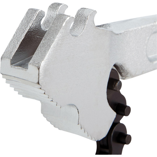 Chain Wrench NRZ Safety Inc.