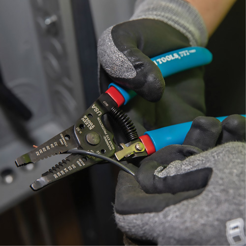 Klein-Kurve&reg; Wire Stripper & Cutter NRZ Safety Inc.