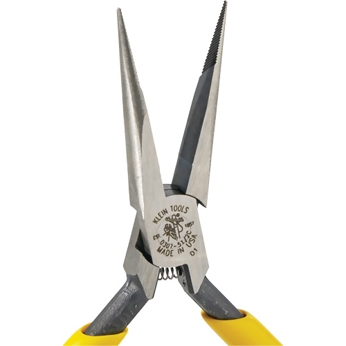 Pinces effil&eacute;es &agrave; bec long, 5-5/8" lo NRZ Safety Inc.