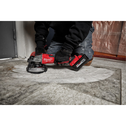 Meuleuse &agrave; frein avec interrupteur &agrave; glissi&egrave;re One-Key M18 Fuel (outil seulement), Roue de 4-1/2" ou 5", 18 V NRZ Safety Inc.