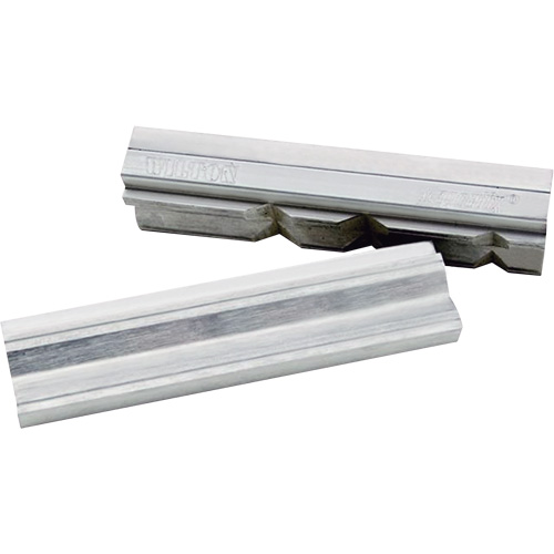 Accessoires pour &eacute;taux - Prot&egrave;ge-m&acirc;choires Magnefix &agrave; surface prismatique NRZ Safety Inc.