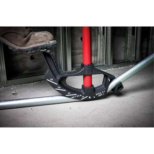 Machine &agrave; plier les conduits en fer NRZ Safety Inc.