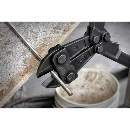 Bolt Cutter, 30" L, Flush Cut NRZ Safety Inc.