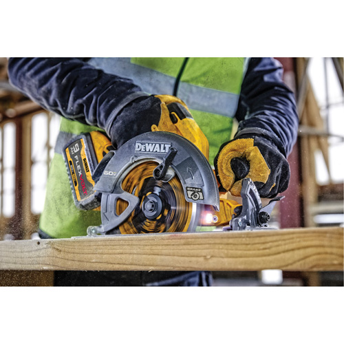 Ensemble scie circulaire sans fil Flexvolt Max** avec frein &eacute;lectrique, 7-1/4", 60 V NRZ Safety Inc.