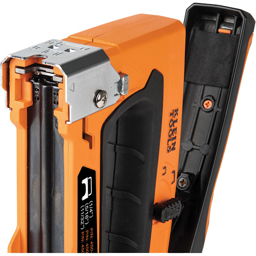 Loose Cable Stapler, 5/16"/1/4"/11/32" Staples NRZ Safety Inc.