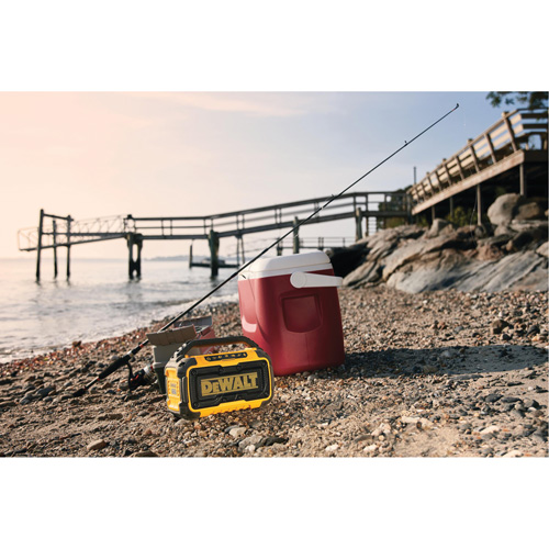 Max Jobsite Bluetooth&reg; Speaker (Tool Only), Lithium-Ion, 12 V/20 V NRZ Safety Inc.