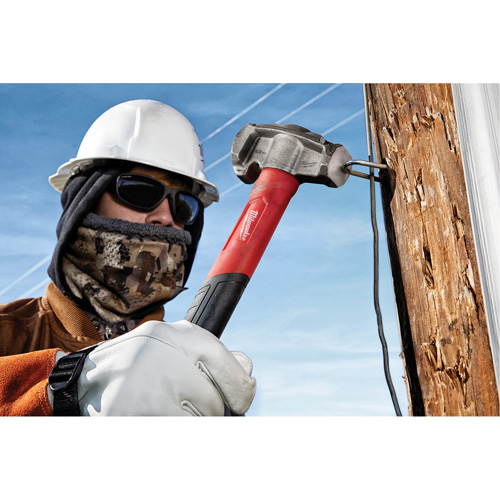 4-in-1 Lineman's Hammer, 32 oz., Fibreglass Handle, 15" L NRZ Safety Inc.