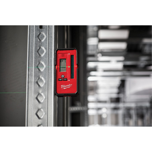 D&eacute;tecteur de ligne laser 165' NRZ Safety Inc.