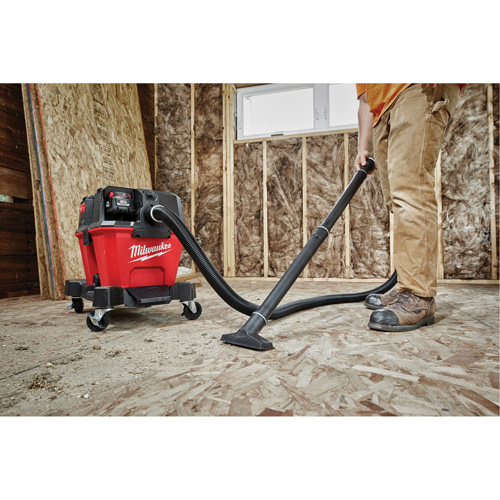 M18 Fuel Cordless Wet/Dry Vacuum, 18 V, 6 gal. Capacity NRZ Safety Inc.
